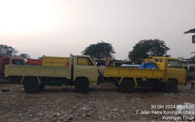 Sewa truk buang puing jakarta